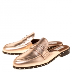 Pre Owned Valentino Metallic Rose Gold Leather Soul Rockstud Trim Flat Mules Size 39