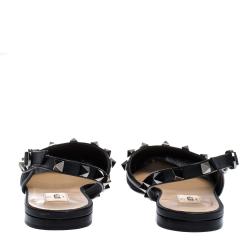 مملوكة مسبقًا Valentino Black Mesh and Leather Rockstud Pointed Toe Slingback Flats Size 40