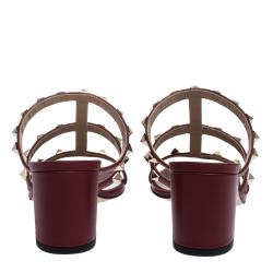 مملوكة مسبقًا Valentino Bordeaux Leather Rockstud Cage Block Heel Sandals Size 36.5