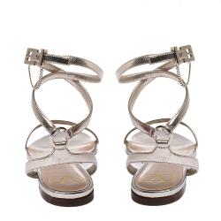 Pre Owned Valentino Peach Leather Chain Detail Ankle Wrap Flat Sandals Size 40.5