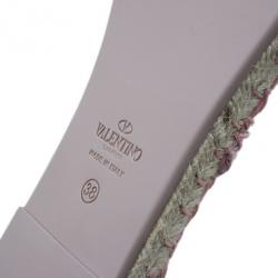 مملوكة مسبقًا Valentino Pink Lace Espadrilles Size 38