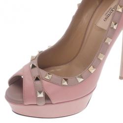 Pre Owned حذاء فالنتينو جلد وردي نعل سميك روكستاد كريس كروس مقاس 39.5