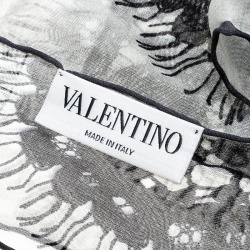 Pre Owned Valentino Monochrome Floral Lace Print Silk Stole