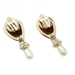 Pre Owned Valentino Faux Pearl Gold Tone Clip-on Drop Earrings