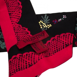 Pre Owned وشاح فالنتينو & سيليا بيرتويل كاموغاردن حرير نمط مورد متعدد الألوان