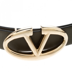 Pre Owned حزام فالنتينو بلانتينو شعار جلد لامع أخضر زيتوني مقاس 80 سم