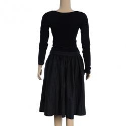 مملوكة مسبقًا Valentino Grey Pleated Skirt L