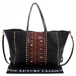 Pre Owned Valentino Black Leather Tribal Print Medium Rockstud Convertible Tote