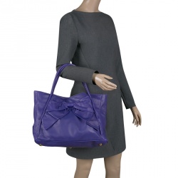 Pre Owned Valentino Purple Leather Bow Tote