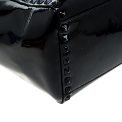 Pre Owned Valentino Black Leather Medium Rockstud Tote
