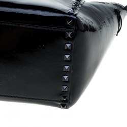 Pre Owned Valentino Black Leather Medium Rockstud Tote