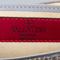 مملوكة مسبقًا Valentino Grey Python Bow Clutch