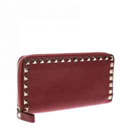 Pre Owned Valentino Red Leather Rockstud Zip Around Wallet