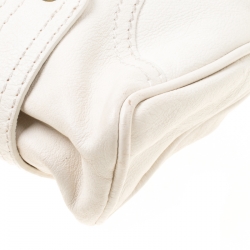 Pre Owned Valentino Off white Leather Shoulder Bag