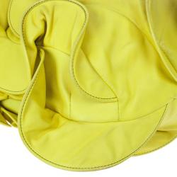مملوكة مسبقًا Valentino Yellow Nappa Rouches Hobo