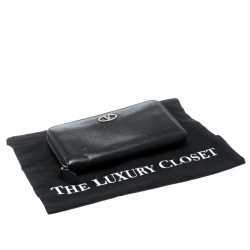 Pre Owned Valentino Black Leather Zip Around Wallet