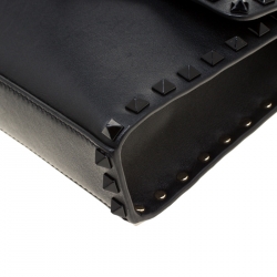 Pre Owned Valentino Black Leather Small Rockstud Shoulder Bag