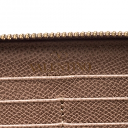 Pre Owned Valentino Beige Leather Zip Around Wallet