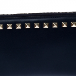 Pre Owned Valentino Navy Blue Leather Rockstud Zip Around Wallet