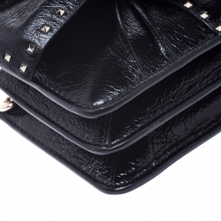 Pre Owned Valentino Black Leather Rockstud Bow Chain Clutch