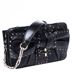 Pre Owned Valentino Black Leather Rockstud Bow Chain Clutch