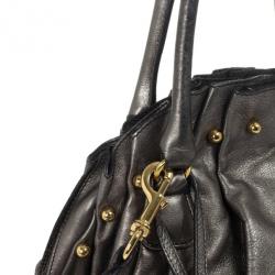 مملوكة مسبقًا Valentino Metallic Pleated Studded Dome Satchel