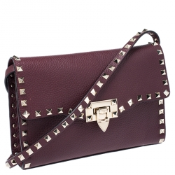 Pre Owned Valentino Burgundy Leather Rockstud Shoulder bag