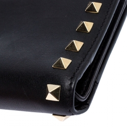 Pre Owned Valentino Black Leather Rockstud Continental Wallet