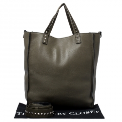 Pre Owned Valentino Dark Green Leather Rockstud Shopper Tote