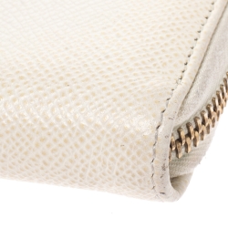 Pre Owned Valentino Off White Leather Zip Around Continental Wallet