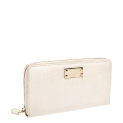 Pre Owned Valentino Off White Leather Zip Around Continental Wallet