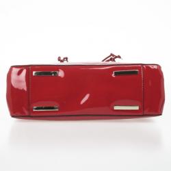 مملوكة مسبقًا Valentino Demetra Red Patent Leather Bag
