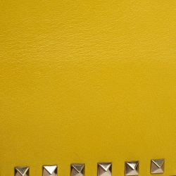 Pre Owned Valentino Yellow Leather Rockstud Wristlet Clutch