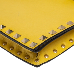 Pre Owned Valentino Yellow Leather Rockstud Wristlet Clutch