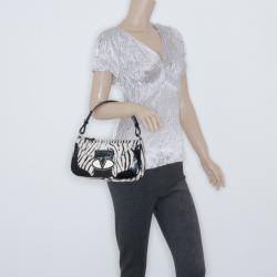 مملوكة مسبقًا Valentino White Zebra Pony Hair Shoulder Bag