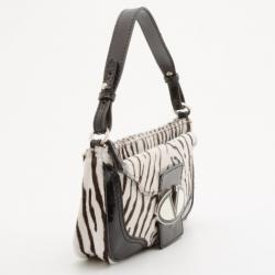 مملوكة مسبقًا Valentino White Zebra Pony Hair Shoulder Bag