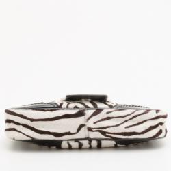 مملوكة مسبقًا Valentino White Zebra Pony Hair Shoulder Bag
