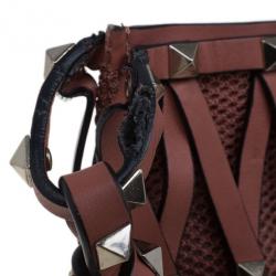 مملوكة مسبقًا حقيبة كروس فالنتينو روكستد شبكة جلد وردي 