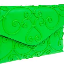 Pre Owned Valentino Neon Green Leather Intrigate Clutch