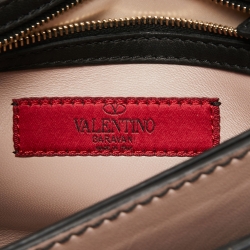 Pre Owned حقيبة كلتش فالنتينو بحمالة معصم و مزين بروكستد جلد أزرق فاتح