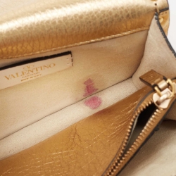 Pre Owned Valentino Gold Leather Rockstud Chain Clutch