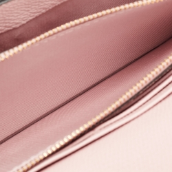 مملوكة مسبقًا Valentino Pink Leather VLogo Wallet on Chain