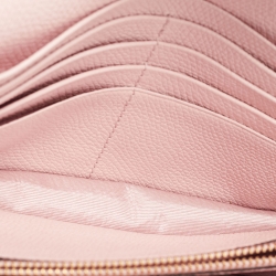 مملوكة مسبقًا Valentino Pink Leather VLogo Wallet on Chain