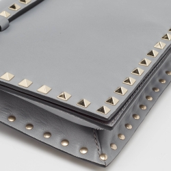 Pre Owned Valentino Grey Leather Rockstud Wristlet Clutch