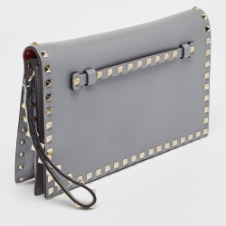 Pre Owned Valentino Grey Leather Rockstud Wristlet Clutch