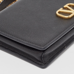 Pre Owned Valentino Black Leather VLogo Wallet on Chain