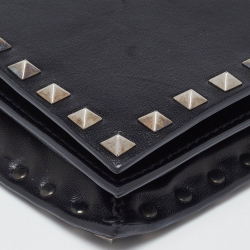 Pre Owned Valentino Black Leather Rockstud Clutch