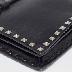 Pre Owned Valentino Black Leather Rockstud Clutch