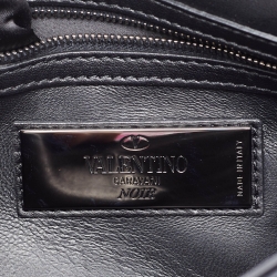 Pre Owned Valentino Black Leather Rockstud Clutch