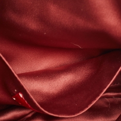 Pre Owned Valentino Off White Fur and Laeather Floral Applique VLogo Baguette Bag